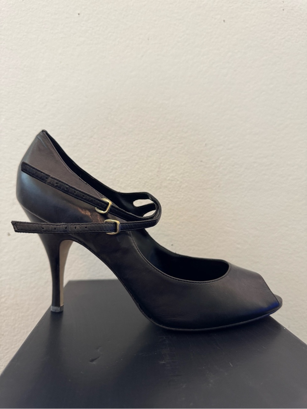 Banana republic - Women’s Black Leather Mary Jane High Heels